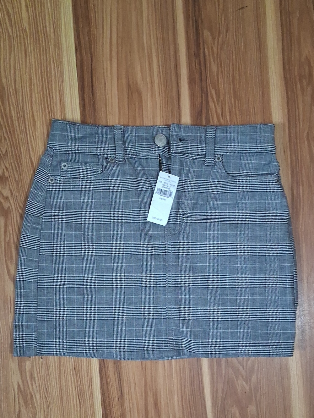 American Eagle Plaid Mini Skirt in Gray - Classic Women's Skirt